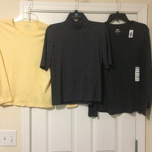 Bundle Of 3 Womens Size Medium Tops L.L. Bean Ralph Lauren & Old Navy Medium EUC